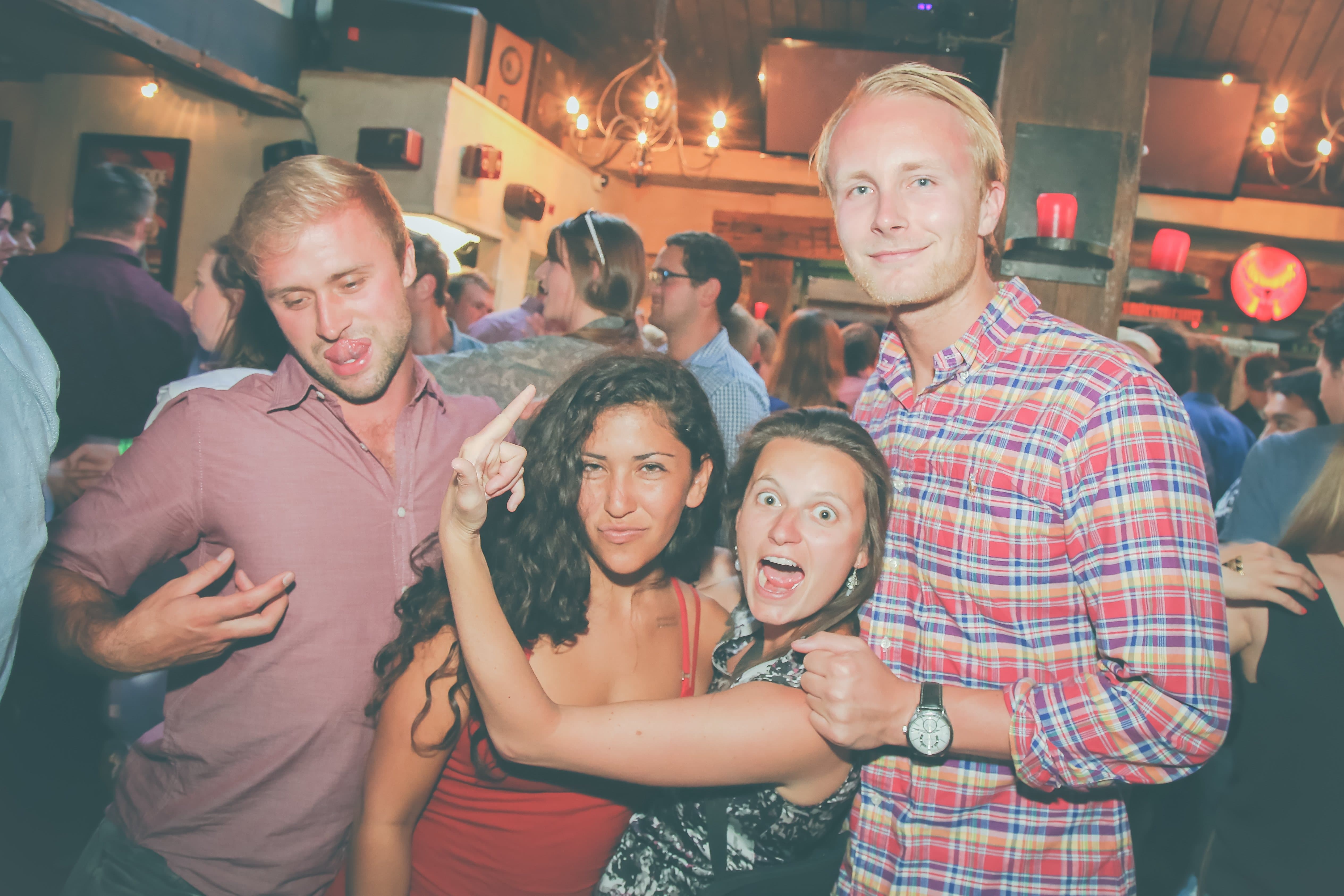 guys and girls enjoying the big night out pub crawl in Queenstown on the 30th December