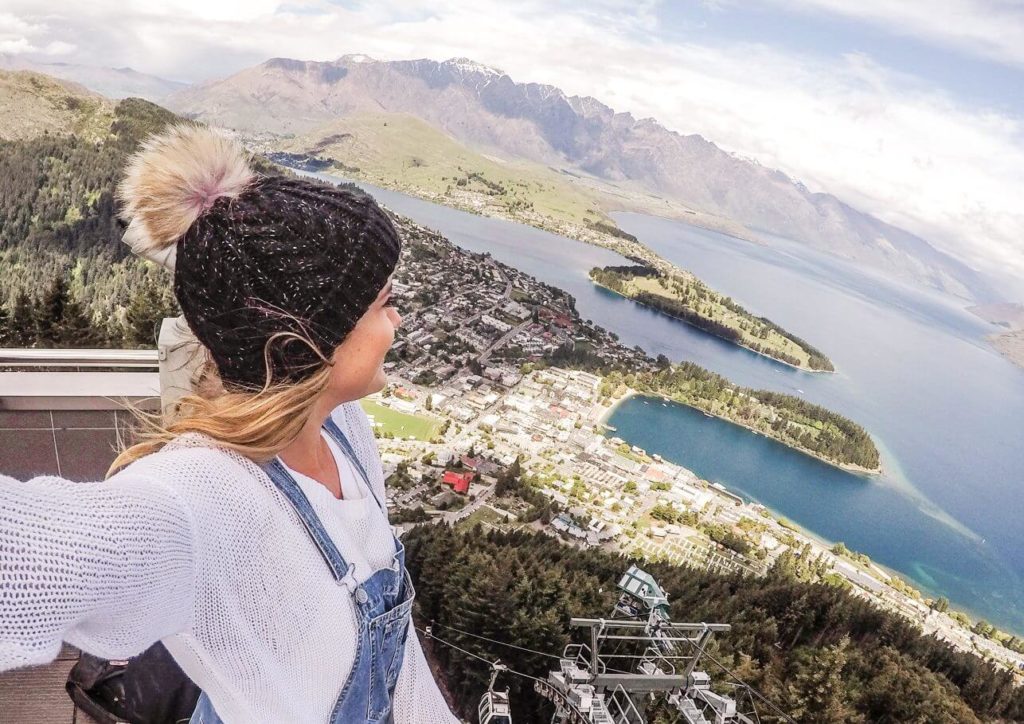 backpacker day tours in queenstown