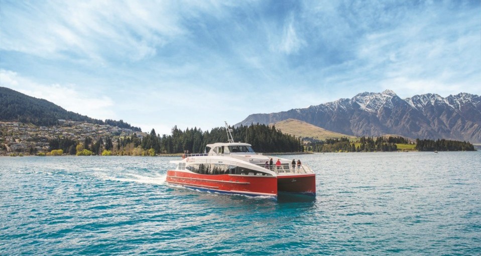 boat tours queenstown
