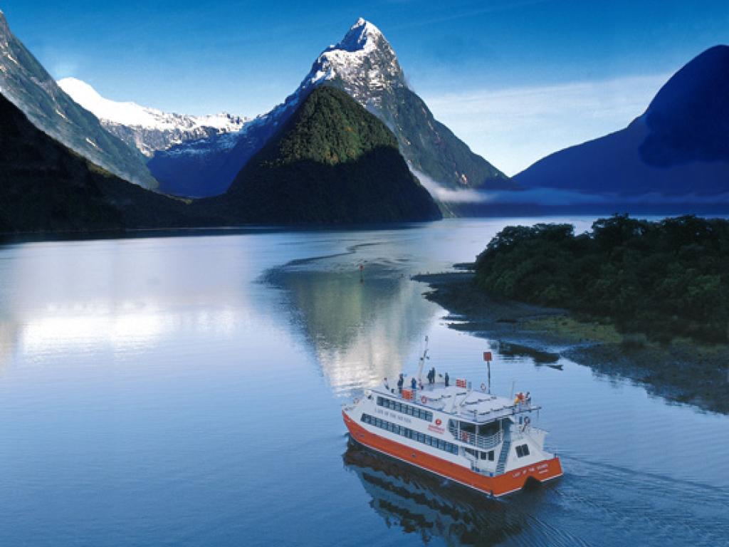 milford sounds day trip