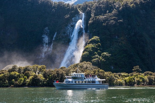 Top Backpacker Things To Do In Queenstown Big Nigh Out 3